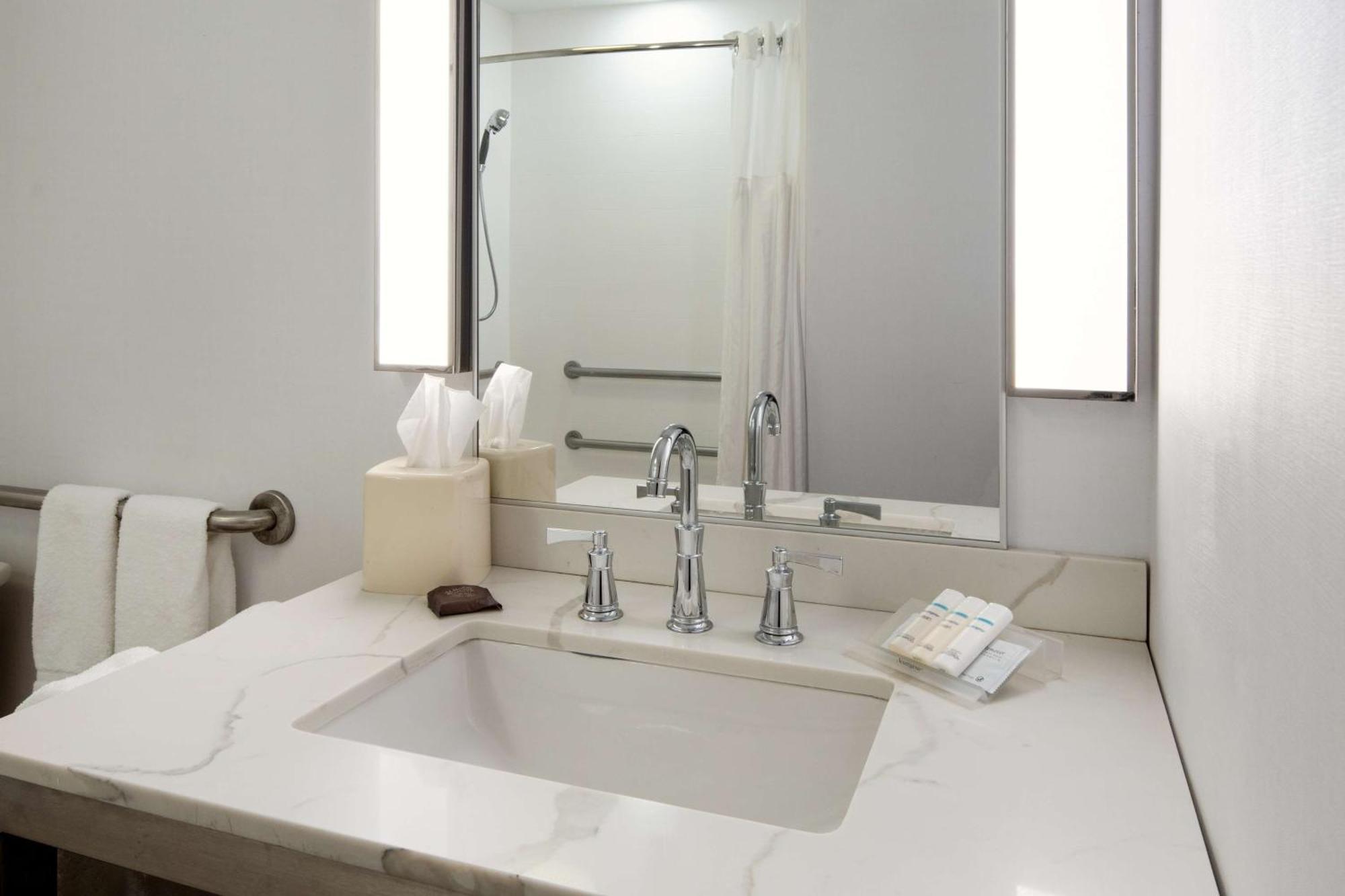 Hilton Garden Inn פולסום מראה חיצוני תמונה